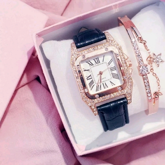 Beautiful watches comes with bracelets  all colors are disponible - Picture 6 of 7